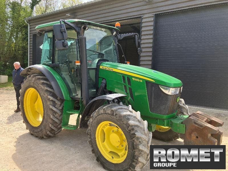 E-FARM: John Deere 5090 M - Traktor - id DGM9SVL - 39 900 € - Rok produkcji: 2018 - Motogodziny: 2777,Moc silnika: 90,Francja