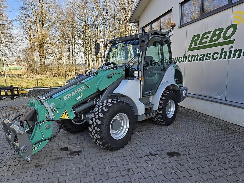 E-FARM: KRAMER KL30.8T - Gumikerekes homlokrakodó - id A29L42I - 56 000 EUR - Gyártási év: 2021 - Üzemóra (motor): 2692,Németország