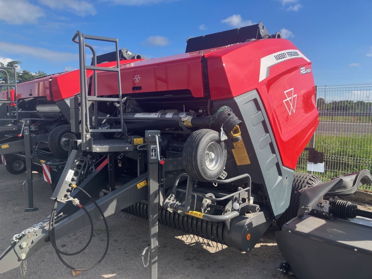 E-FARM: Massey Ferguson 4160 classic - Baler - id BNYNWIS - Year of construction: 2024 - Total number of bales produced: 50,France