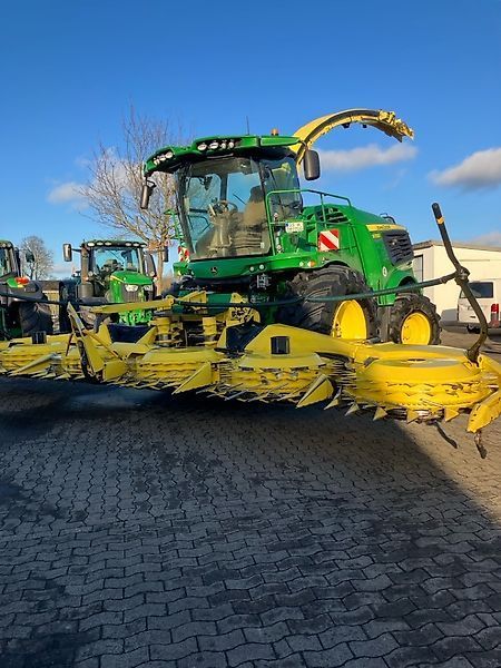John Deere 9700 Self propelled forage harvester €420,000