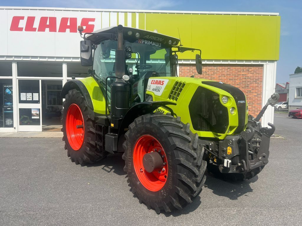 E-FARM: Claas Trion 660 - Traktor - id 2SRAC27 - 80.000 € - Baujahr: 2018 - Abgelesene Motorstunden: 4.760,Motorleistung (PS): 205,Frankreich