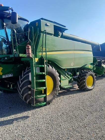 John Deere T 670 i Mähdrescher 321.941 €