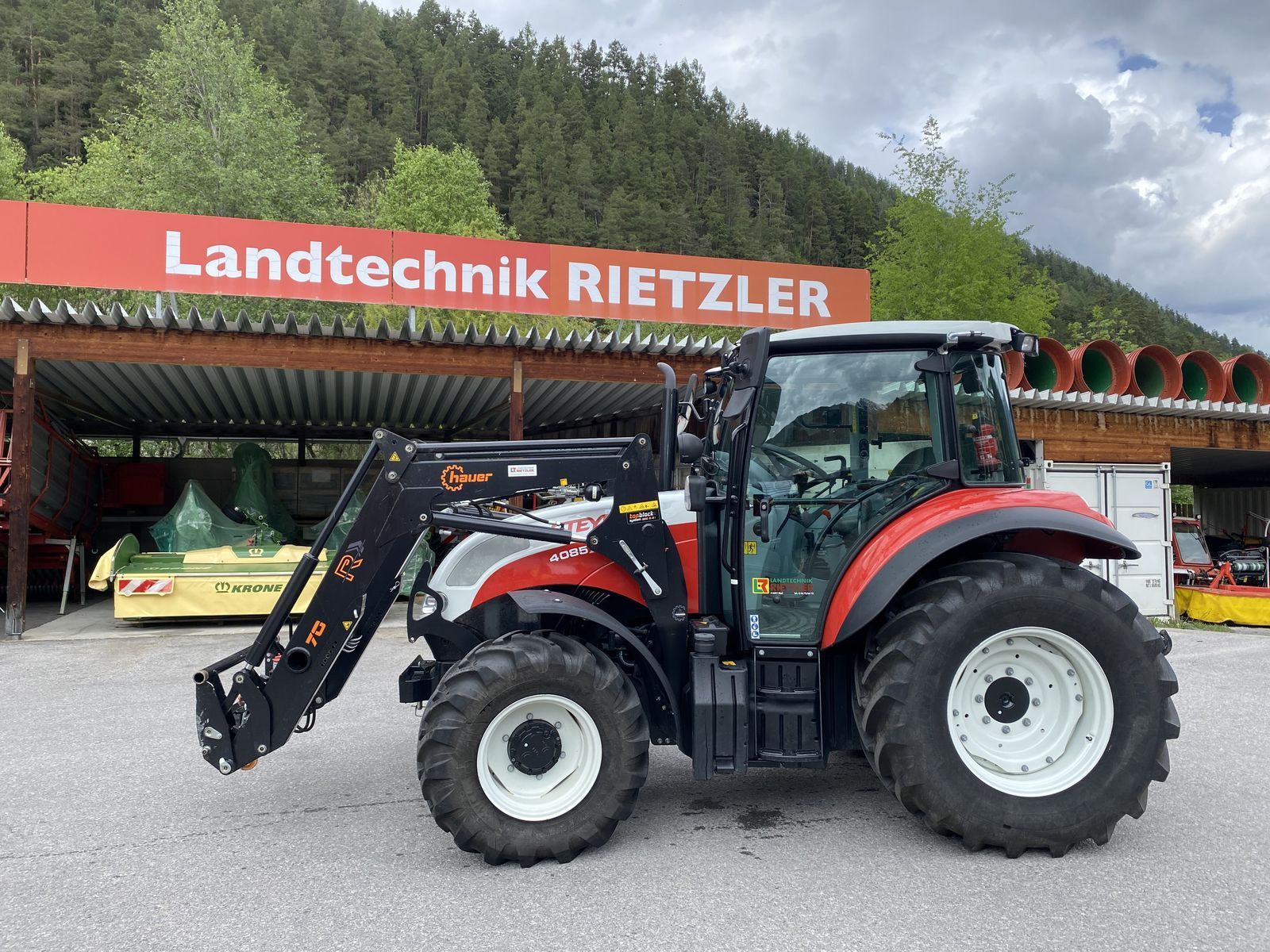 Steyr Kompakt 4085 Трактор 60 000 €