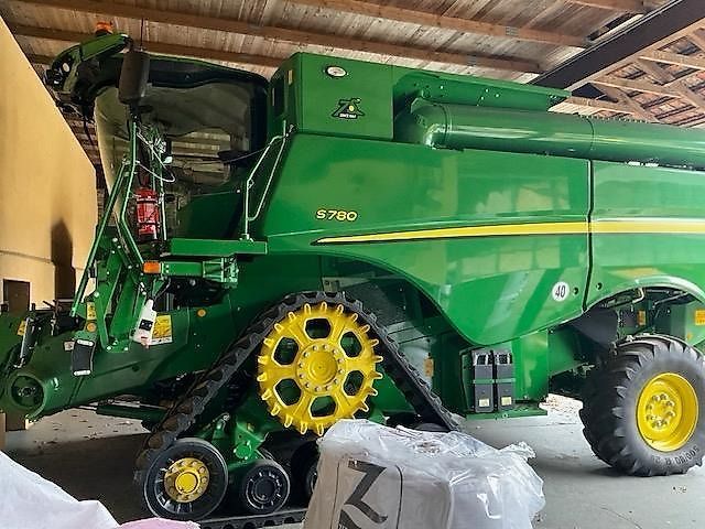 John Deere S780 Combine harvester €335,000