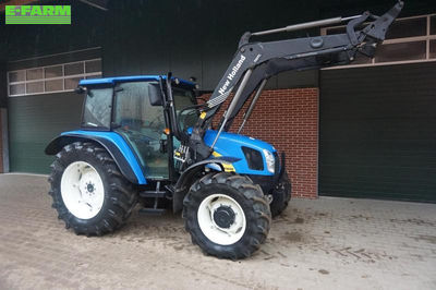 E-FARM: New Holland T5040 - Tractor - id PHDEUQW - €44,500 - Year of construction: 2010 - Engine hours: 860,Engine power (HP): 86,Germany