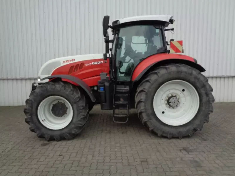 E-FARM: Steyr CVT 6230 - Traktor - id BW3KKTK - 89.100 € - Baujahr: 2014 - Abgelesene Motorstunden: 4.509,Motorleistung (PS): 230,Deutschland