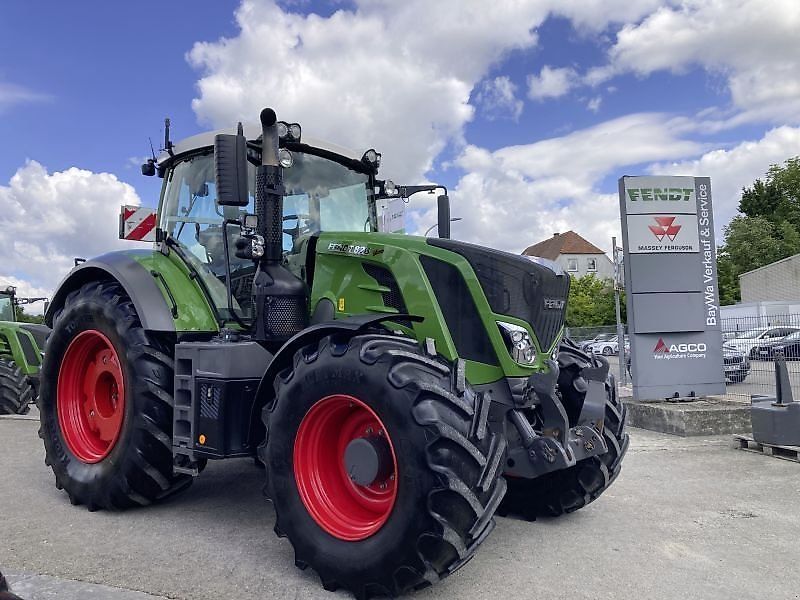 E-FARM: Fendt 826 Vario - Traktor - id IVJFRLP - 105.000 € - Produktionsår: 2021 - Motortimer: 5.010,Motoreffekt (HP): 259,Tyskland