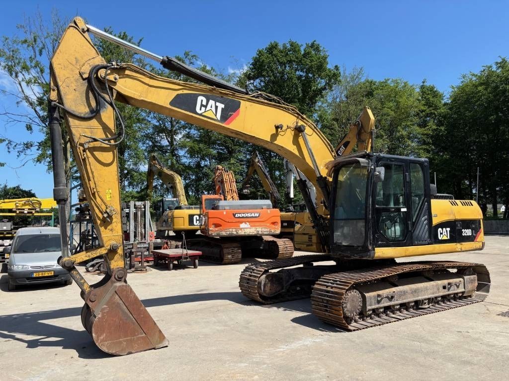 Caterpillar 320 d l Excavadora de orugas 38.500 €