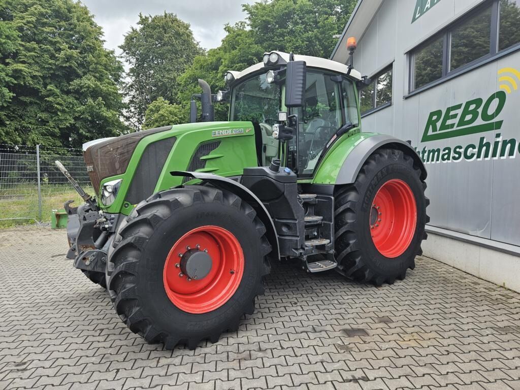 Fendt 828 Vario Tractor €106,000