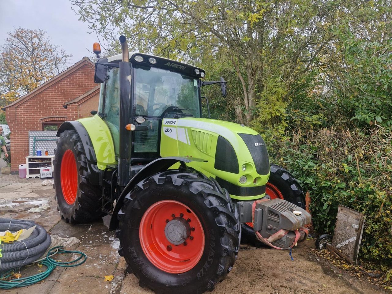 Claas Arion 630 Traktor 32 357 €