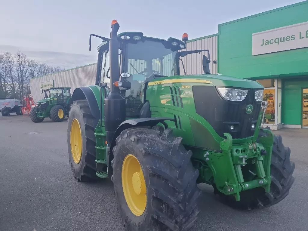 John Deere 6175 M Tractor €91,000