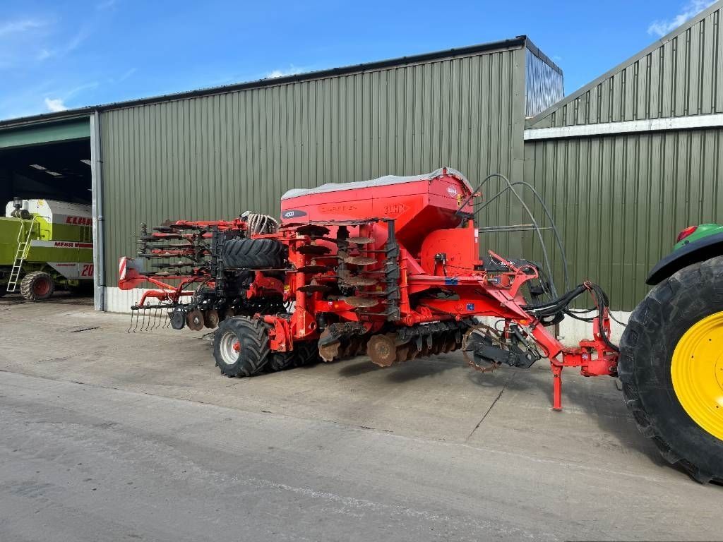 E-FARM: Kuhn speedliner 4000 disc drill - Taladro - id AP8AQ9Q - 19.296 € - Año: 2010 - Reino Unido