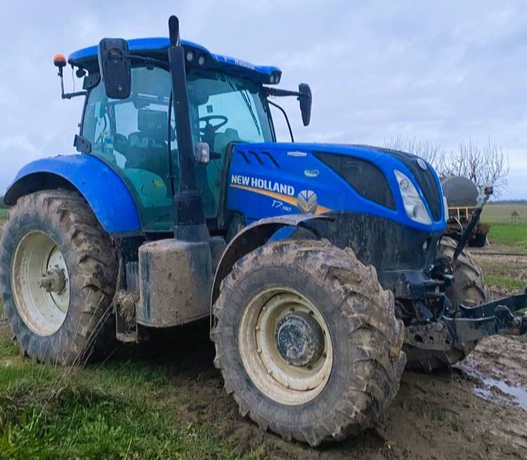 E-FARM: New Holland T7.190 - Tracteur - id PIAAZGK - 72 000 € - Année: 2018 - Lecture du nombre d'heure: 3 660,Puissance du moteur (chevaux): 160,France