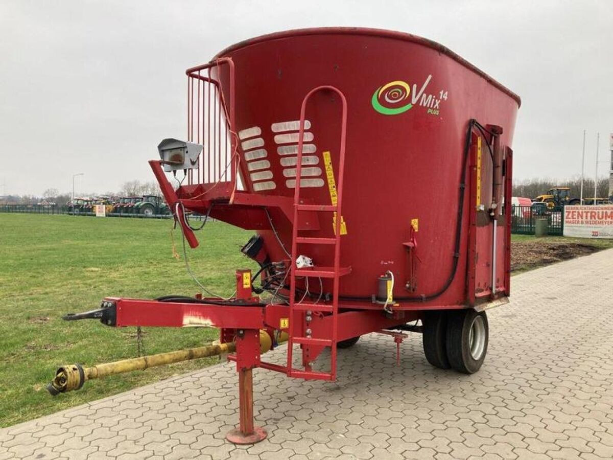 E-FARM: bvl - van lengerich v-mix 14 1s - Futtermischwagen - id 6EHLYU4 - 6.900 € - Baujahr: 2010 - Deutschland