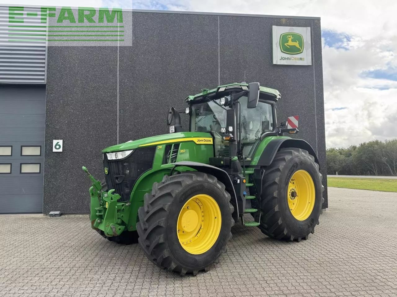 John Deere 7R 350 Tractor €264,346