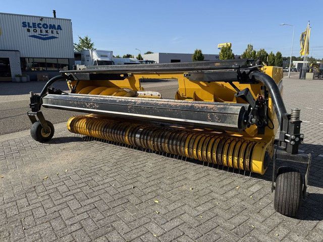 New Holland TJ 380 Erntevorsatz 16.500 €