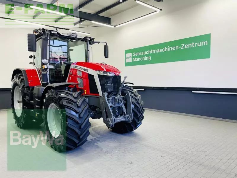 Massey Ferguson 265 Tractor 136.975 EUR