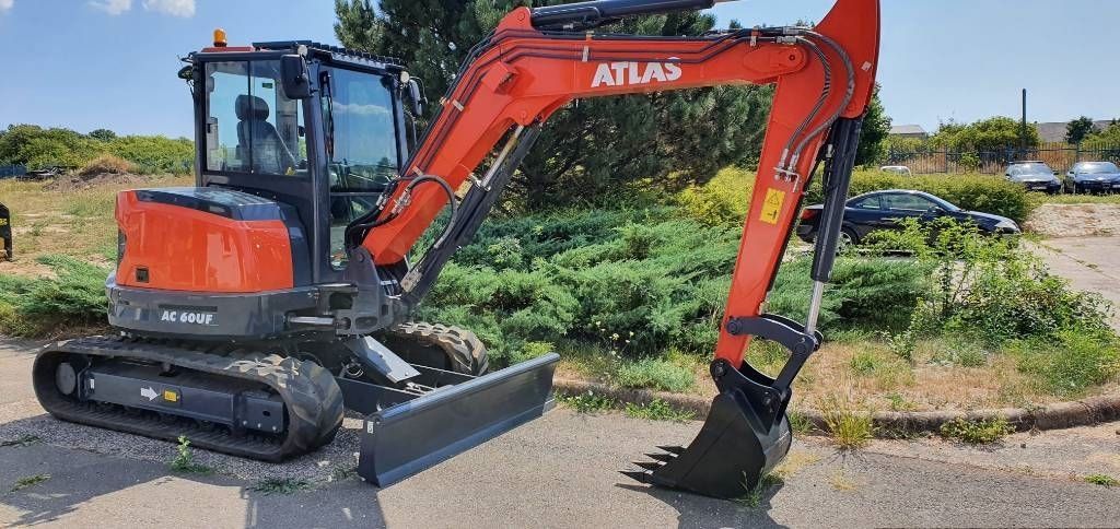 E-FARM: ATLAS ac 60 uf gumihevederes midi forgókotrógép - Mini-pelle - id TRJYQZS - 49 599 € - Année: 2025 - Hongrie