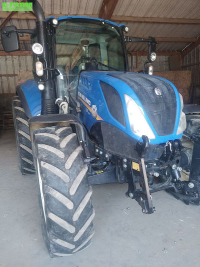 E-FARM: New Holland T5.120 EC - Tractor - id H1MBKEJ - 50.000 EUR - Anul: 2017 - Citeste ore: 4.000,Muterea motorului: 120,Franța