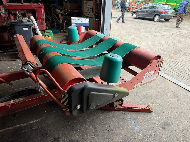 Kverneland un 7558 Bale wrapper €4,000