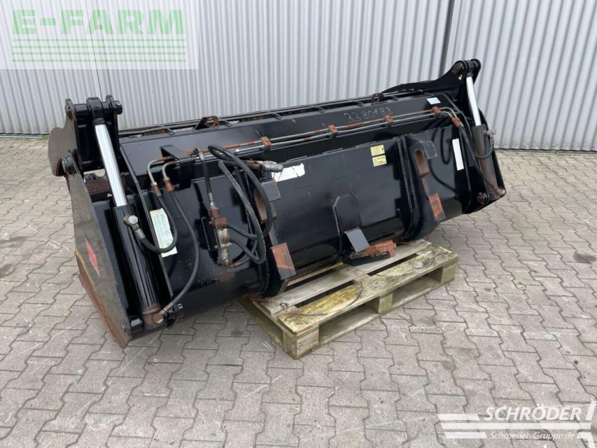 E-FARM: Bressel und Lade silagebeißschaufel s 2,40 m - Anbaugerät - id GDPRABU - 3.000 € - Baujahr: 2014 - Deutschland
