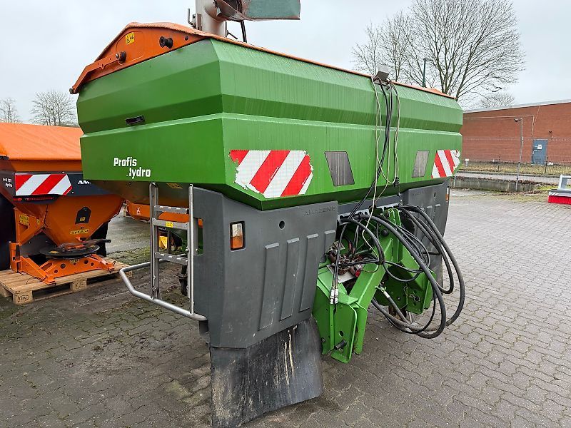 Amazone za-ts anbaustreuer Fertiliser spreader €16,000