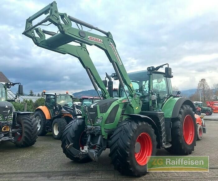 E-FARM: Fendt 714 Vario - Tracteur - id 2LDAWWJ - Année: 2013 - Lecture du nombre d'heure: 8 575,Puissance du moteur (chevaux): 144,Allemagne