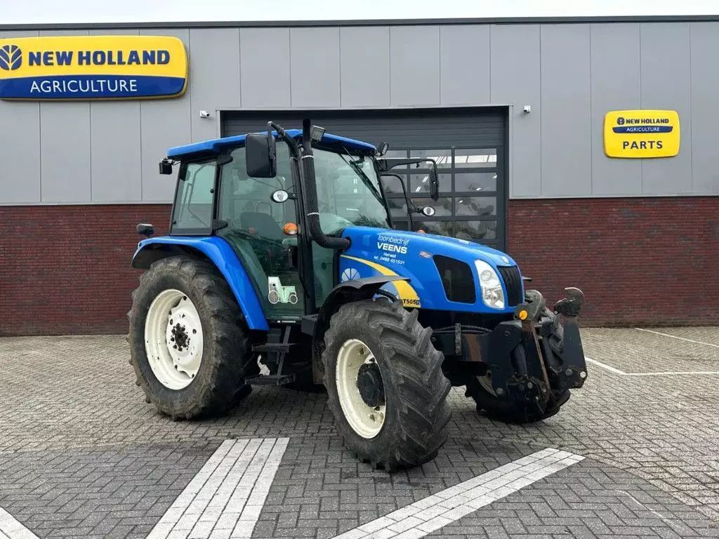 E-FARM: New Holland T5050 - Tracteur - id DDV3SLG - 28 750 € - Année: 2009 - Pays-Bas