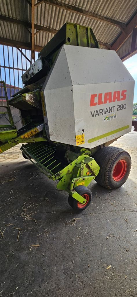 Claas Variant 280 Presă de balotat 8.000 EUR