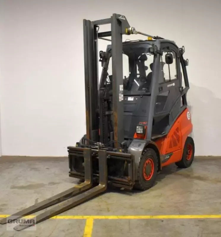 E-FARM: Linde h 40 t evo 394-02 - Мотокар - id 8T3VUVG - 10 900 € - Година на построяване: 2015 - Работни часове на двигателя: 11 446,Германия