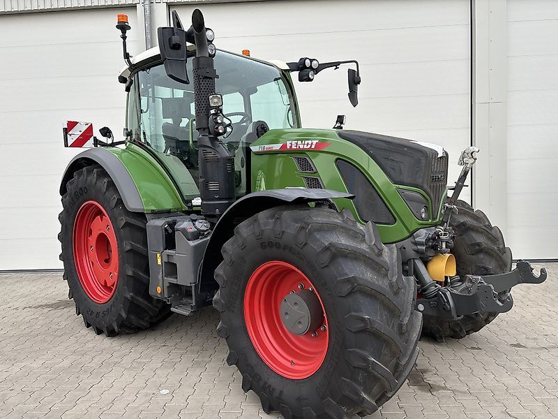 E-FARM: Fendt 718 Vario PowerPlus - Tracteur - id NWMWTRV - 159 900 € - Année: 2021 - Lecture du nombre d'heure: 1 800,Puissance du moteur (chevaux): 180,Allemagne