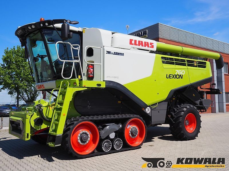 Claas Lexion 760 Terra Trac Combine harvester €245,000