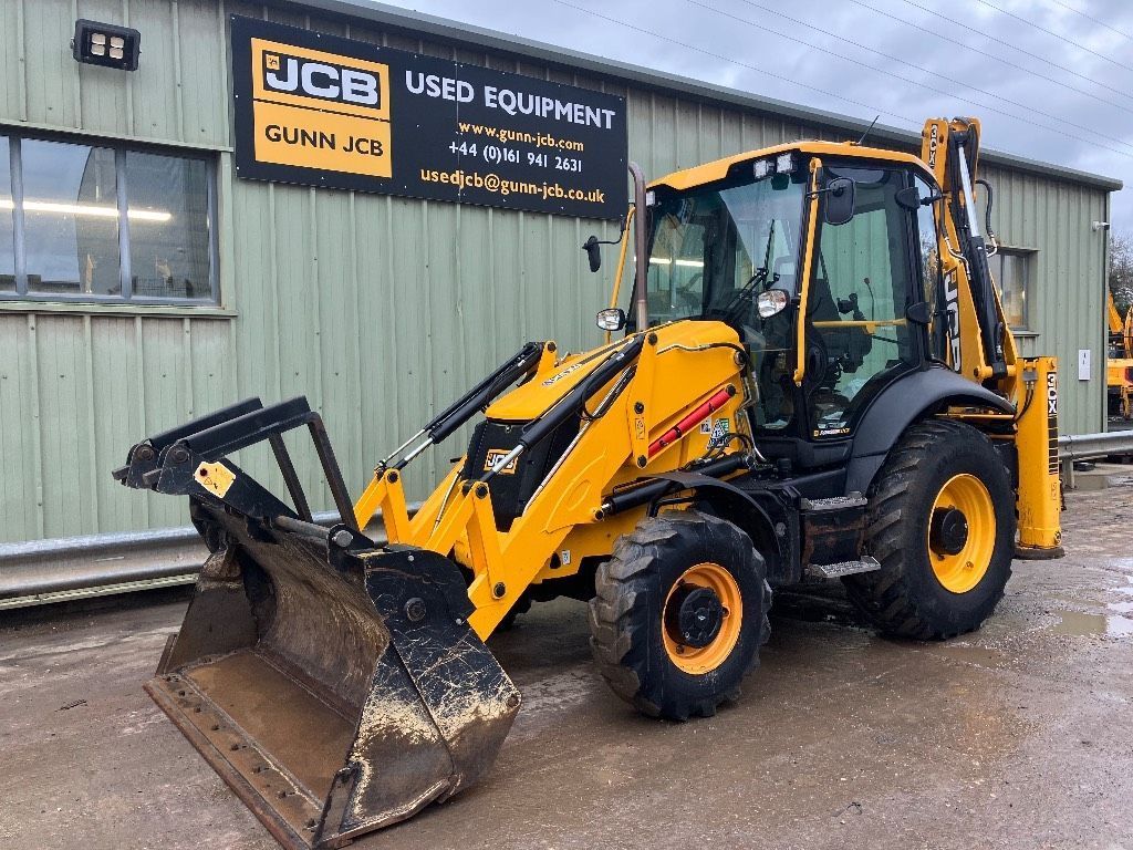 JCB 3cx Koparko-ładowarka 71 449 €