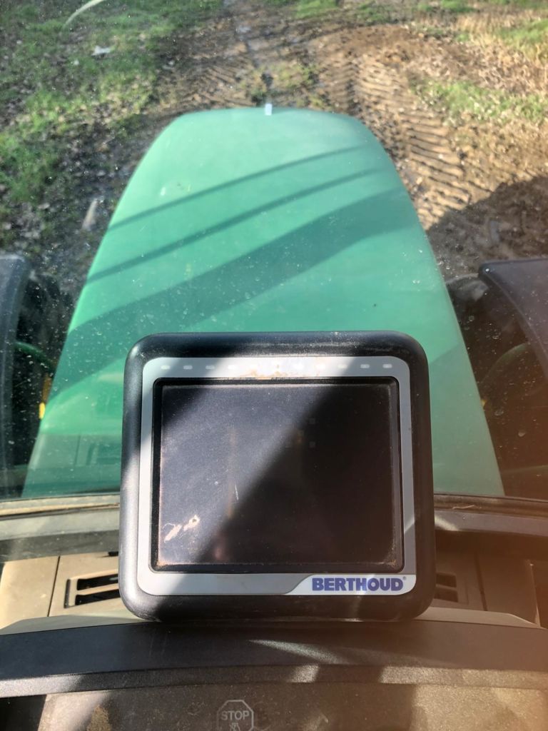 Berthoud tracker 32-34 Pulvérisateur 27 000 €