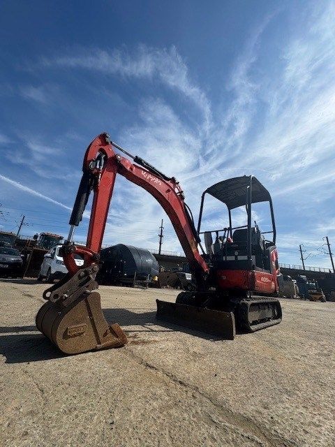Kubota KX015-4 Mini excavator €12,370