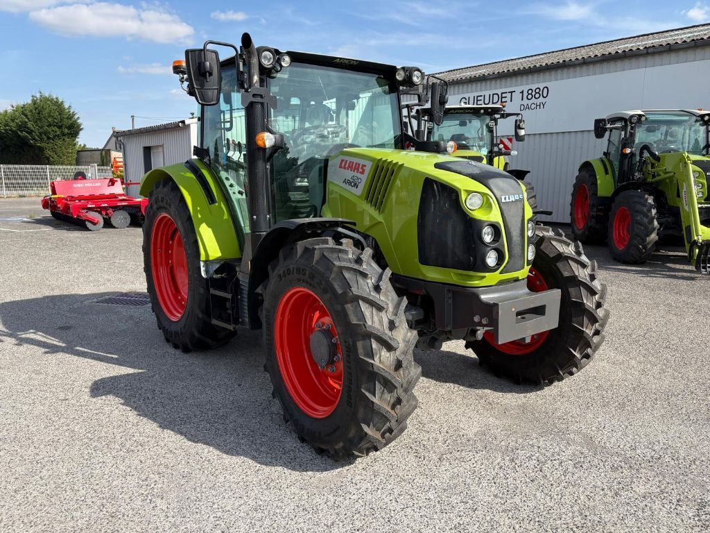 Claas Arion 420 Tractor €59,900