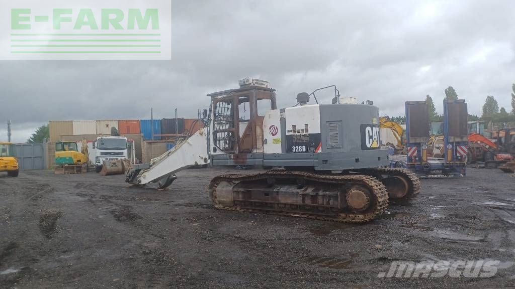 Caterpillar 328 d l Excavator pe șenile 24.900 EUR