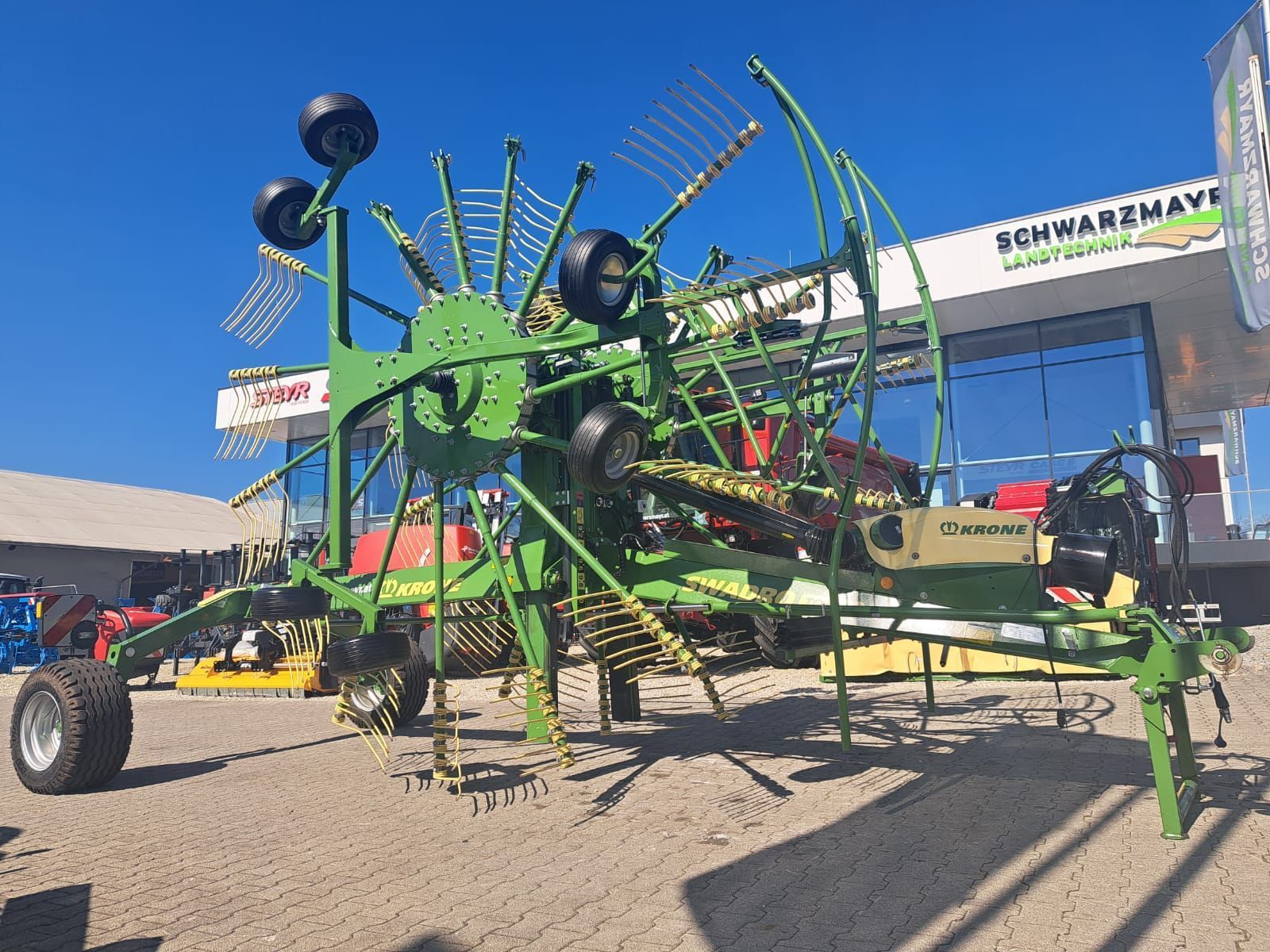 E-FARM: Krone Swadro TC 1000 - Faneuse - id JCJRTUP - 34 917 € - Année: 2024 - Autriche