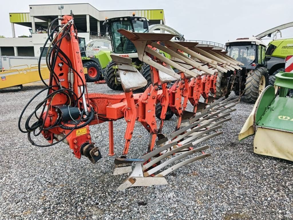 E-FARM: Kuhn vari-master 153 - Eke - id GA6HQH8 - 16 000 EUR - Gyártási év: 2018 - Olaszország