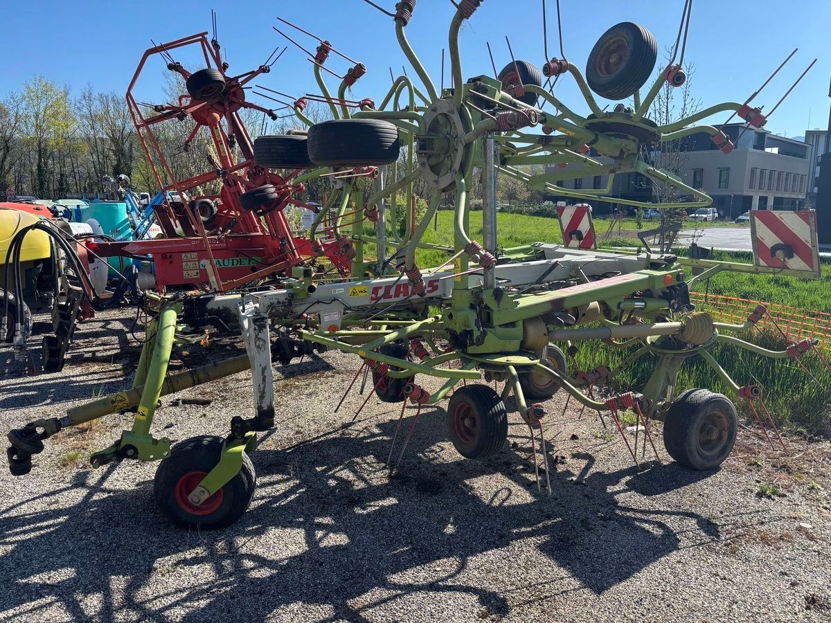 E-FARM: Claas Volto 1050 T - Tedder - id X5JCVAI - 5900 € - Año: 2012 - Francia