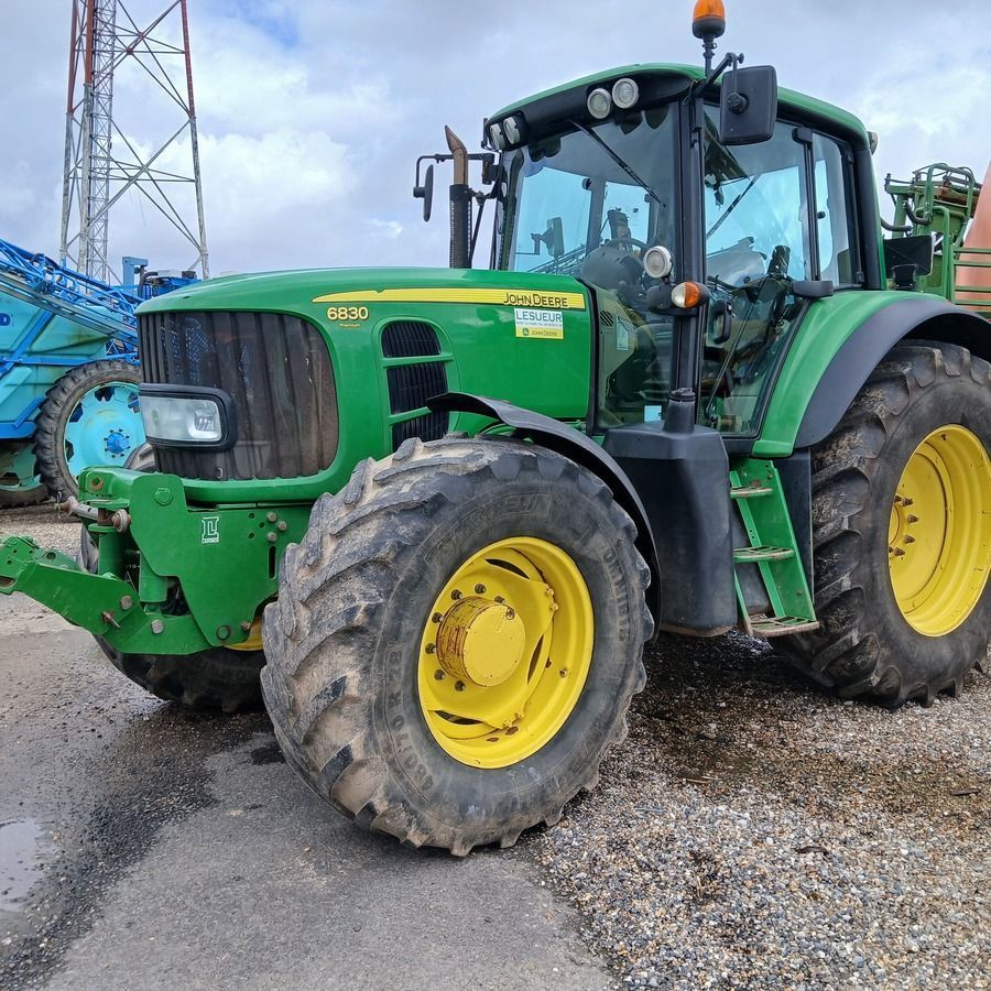 John Deere 6830 Premium Tractor €45,000