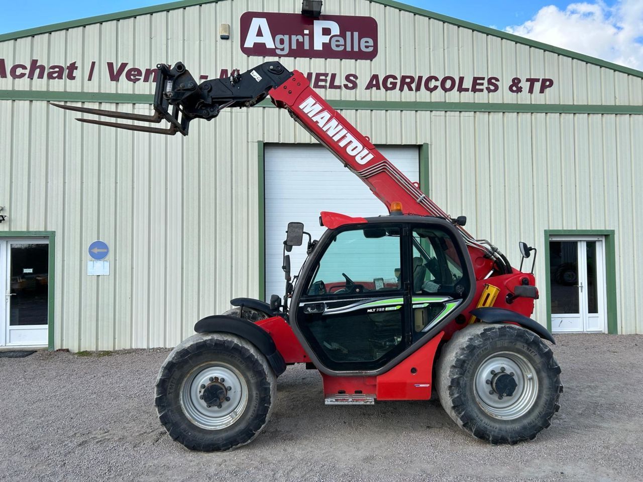 E-FARM: Manitou mlt 735-120 - Telehandler - id 7MXVE8G - €25,000 - Year of construction: 2015 - Engine hours: 5,940,France