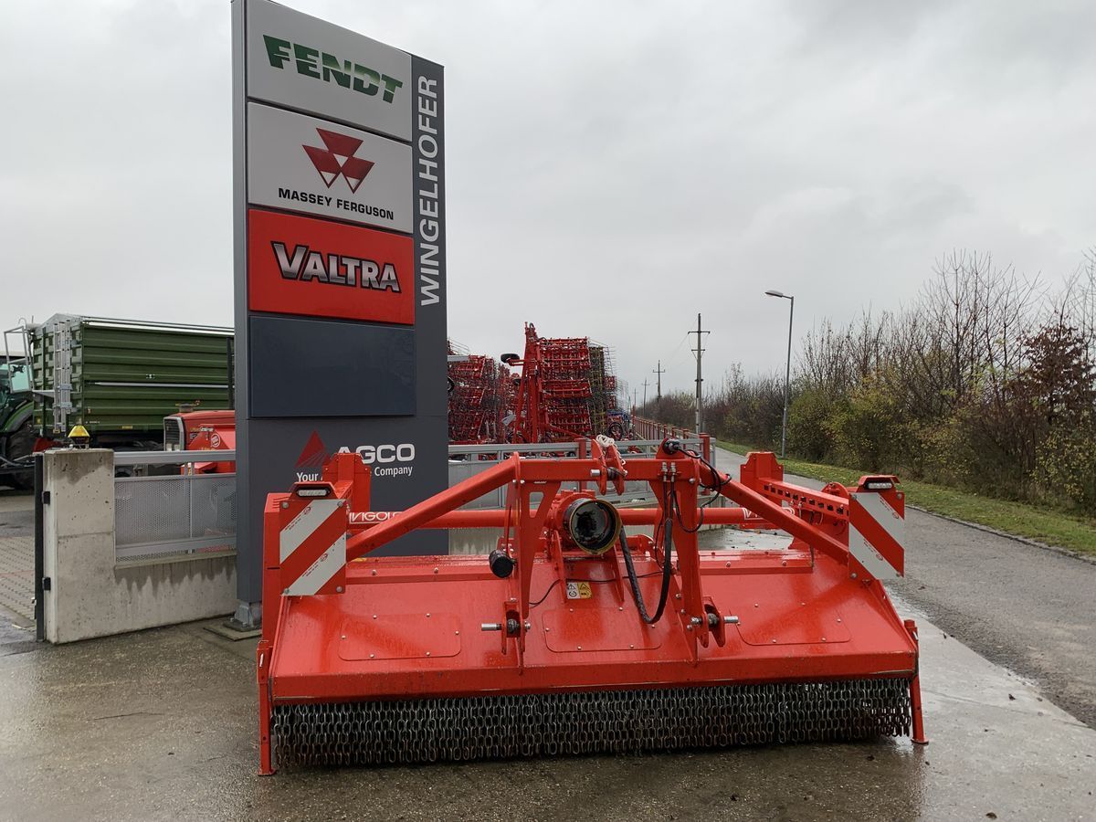 E-FARM: VIGOLO hanfmulcher tst 300 dt - Broyeur - id SBBCIBB - 8 750 € - Année: 2021 - Autriche