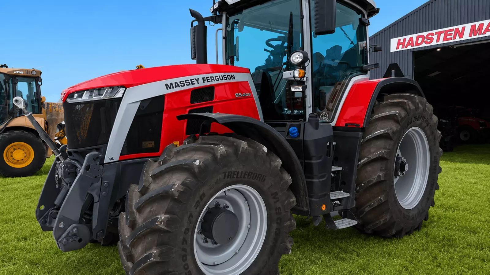 Massey Ferguson 8S.205 Tractor €173,689