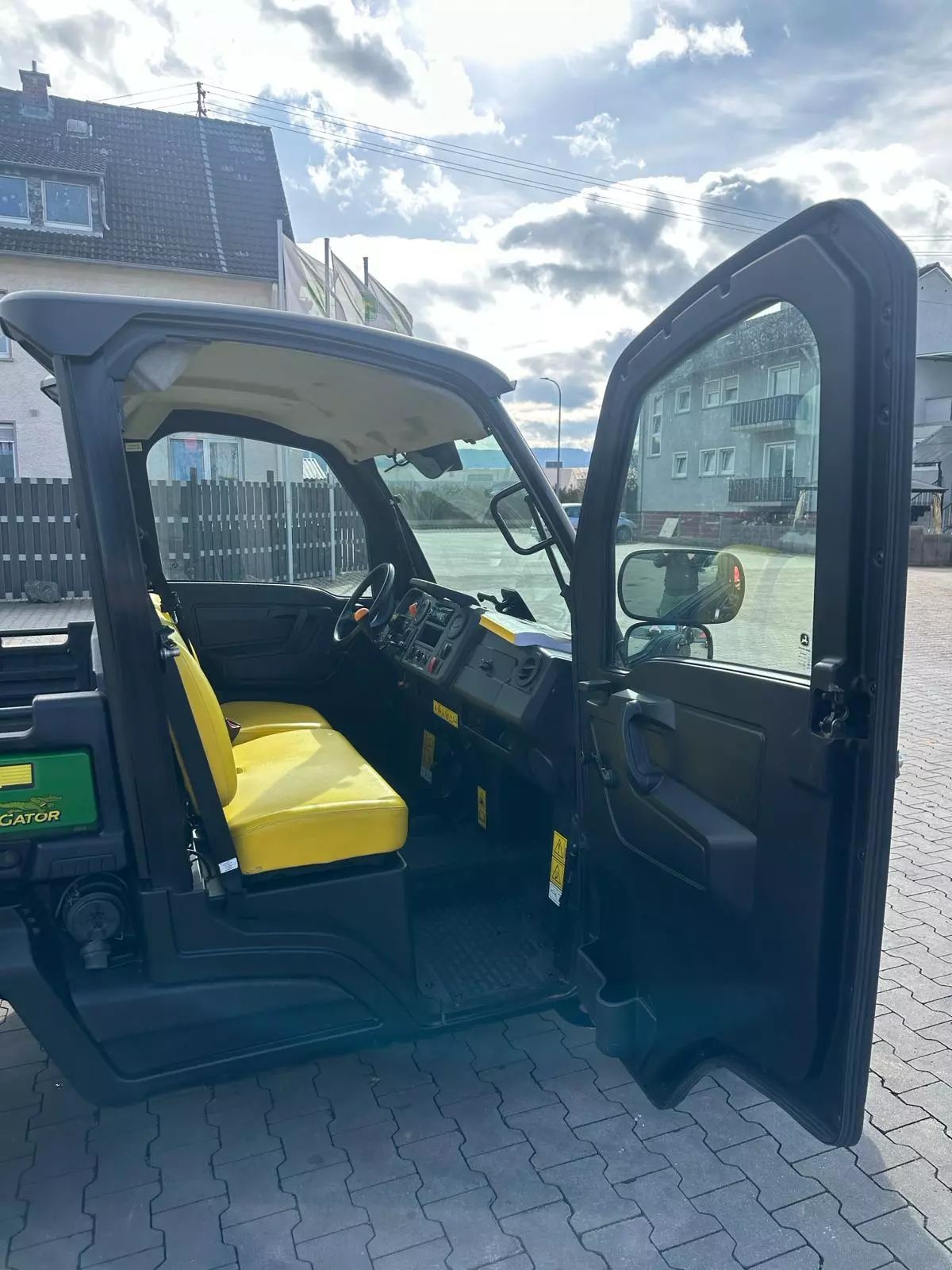 John Deere gator xuv 865m Motor vehicle €21,900