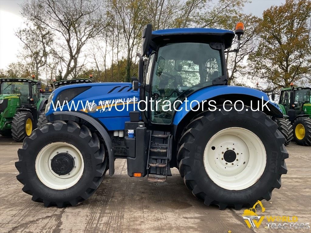 New Holland T7.210 Tractor €65,671