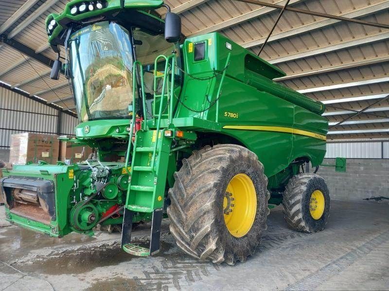 E-FARM: John Deere S780 - Mähdrescher - id ARXZYEA - 225.000 € - Baujahr: 2019 - Abgelesene Motorstunden: 2.315,Frankreich