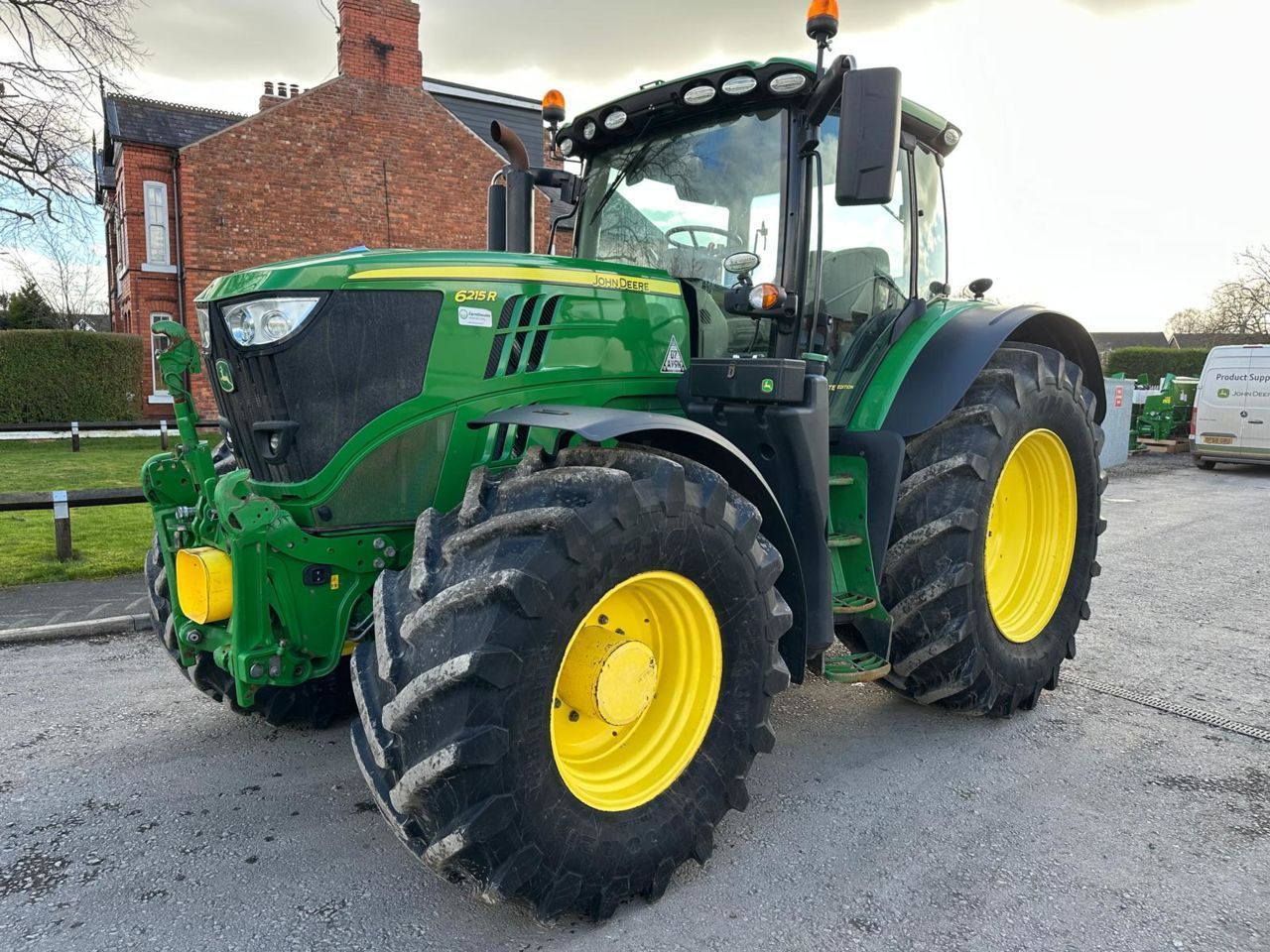 John Deere 6215R Traktor 120.358 €