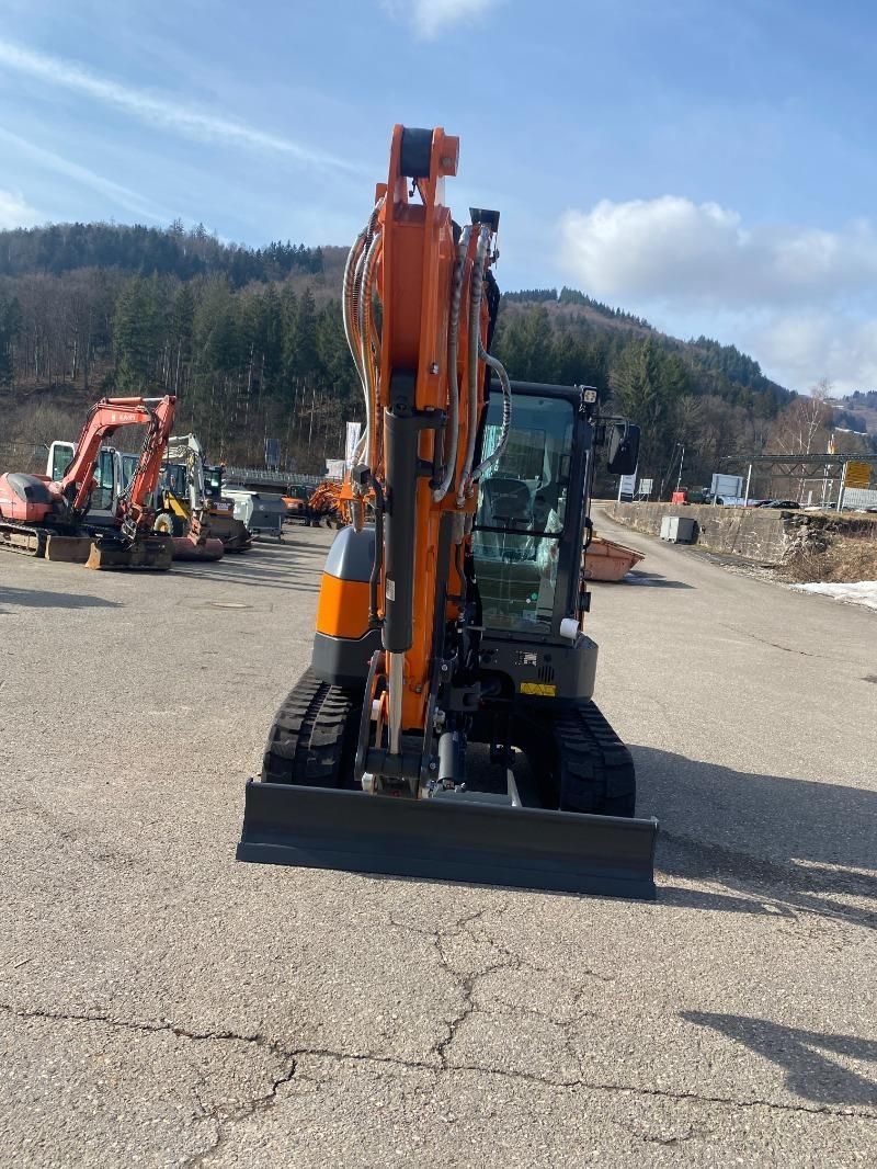 E-FARM: develon dx55r-7 minibagger - Mini excavator - id ZSIHKBJ