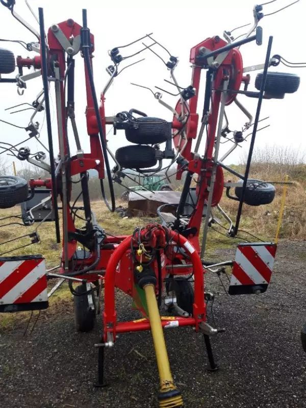 E-FARM: FELLA TH 8608 DN - Tedder - id 8SSMC83 - €5,300 - Year of construction: 2012 - France
